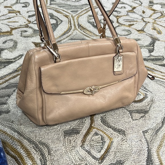 💕 coach beige leather large satchel shoulder bag 💕 - Picture 16 of 16
